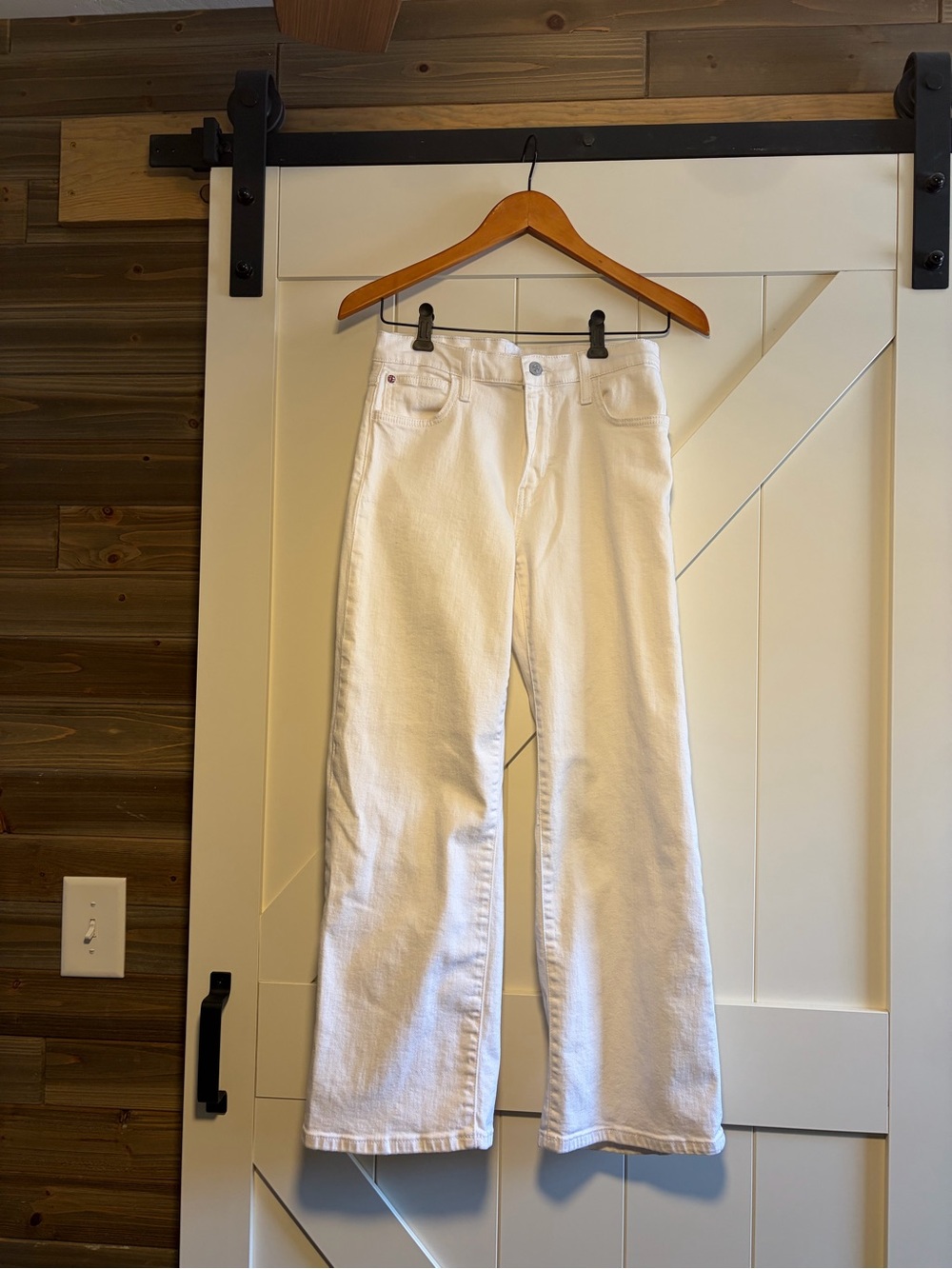 Women's White Straight-Leg Jeans